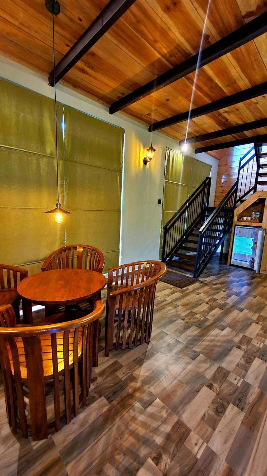 Guest Inn Avendra 엘라 외부 사진